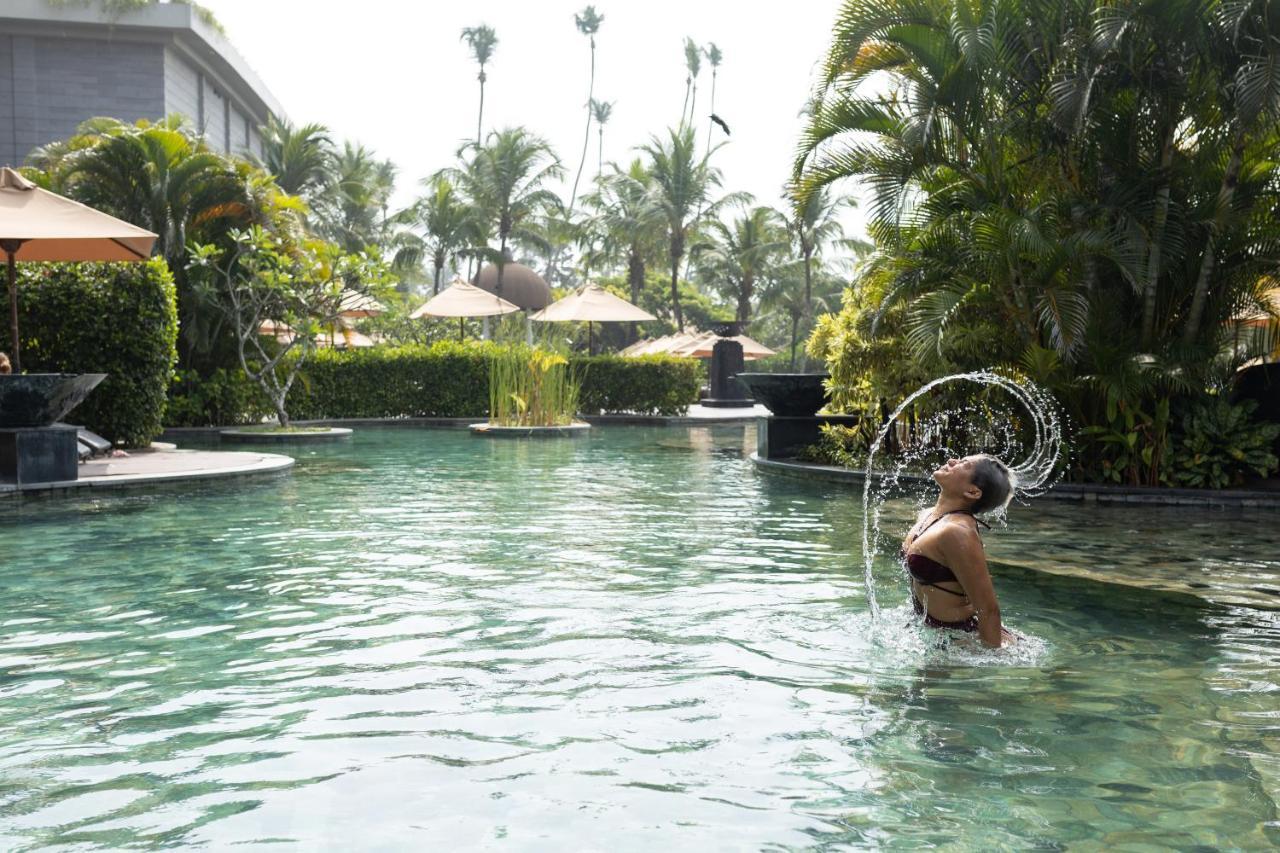 منتجع وسبا فيليجاما باي ماريوت فيليغاما المظهر الخارجي الصورة Swimming pool at the hotel