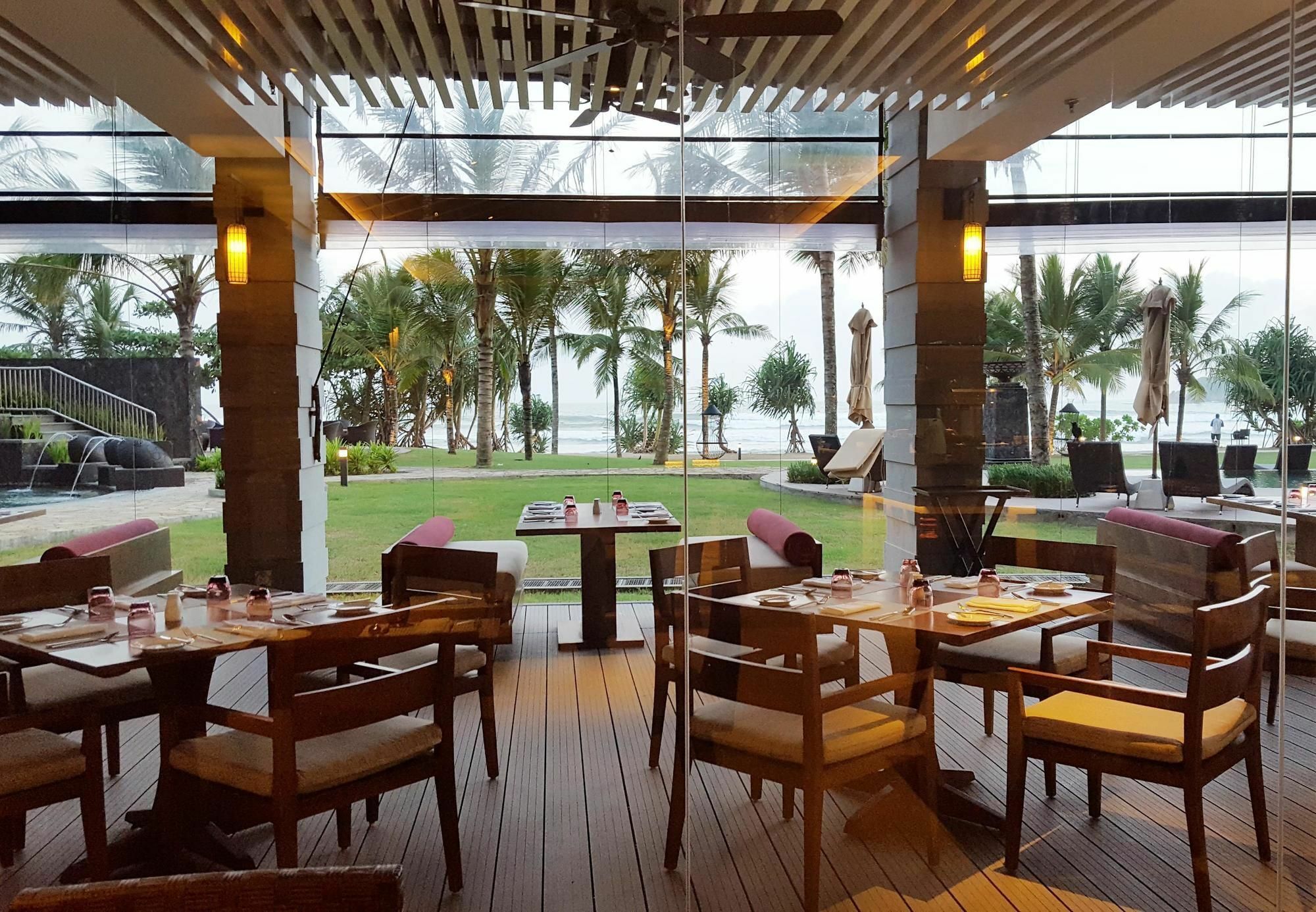 منتجع وسبا فيليجاما باي ماريوت فيليغاما المظهر الخارجي الصورة The Beach Club